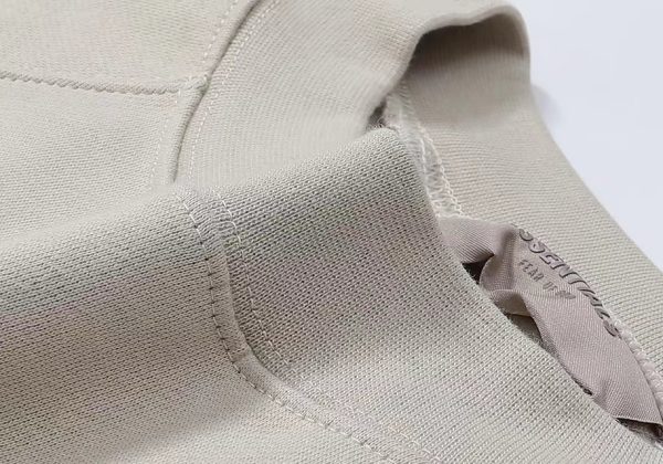 The Signature 77 Essentials Sweatshirt